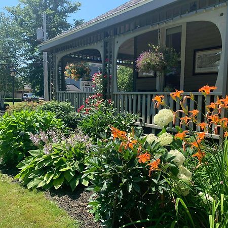 No 1 Grafton Inn Charlottetown Exterior foto